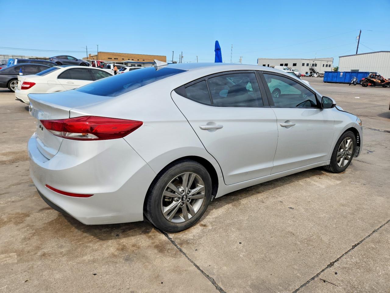 2018 Hyundai Elantra Sel - Фото 3