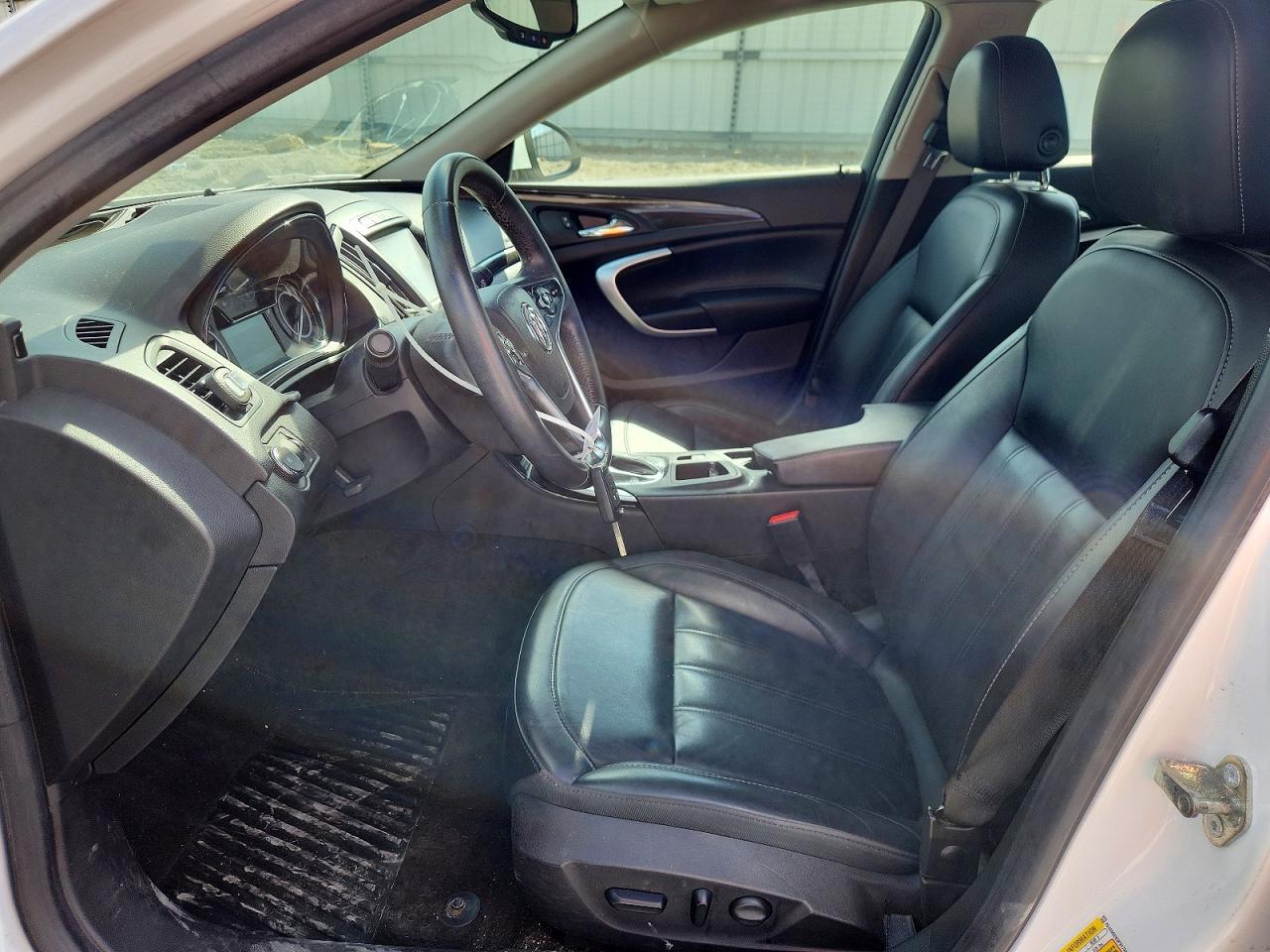 2015 Buick Regal - Image 7