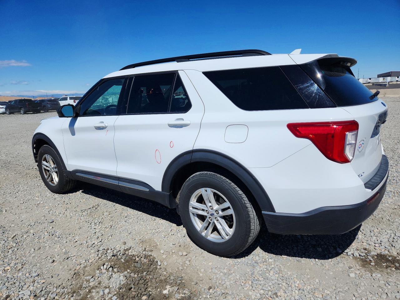 2020 Ford Explor Xlt - Фото 2