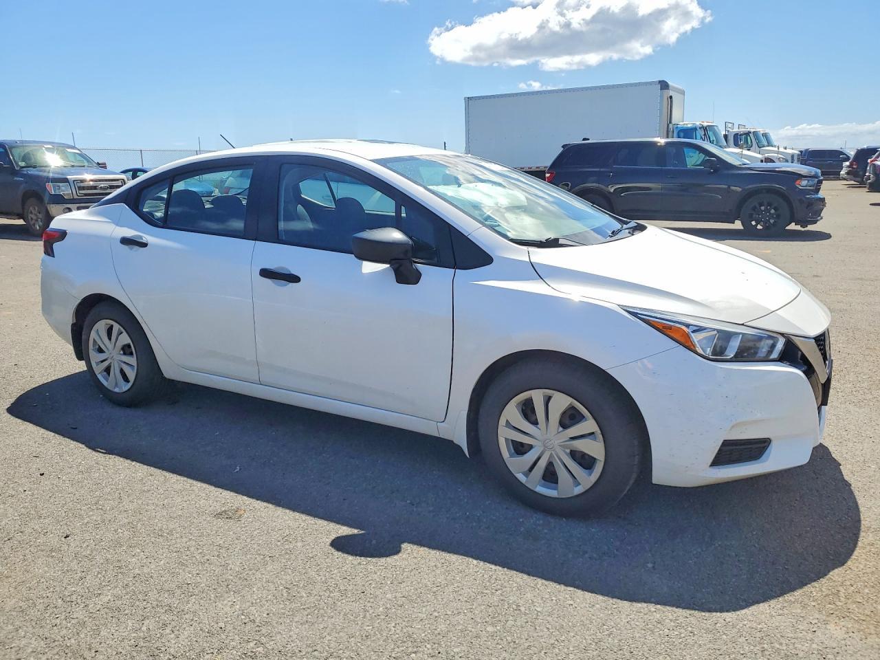 2022 Nissan Versa S - Фото 4