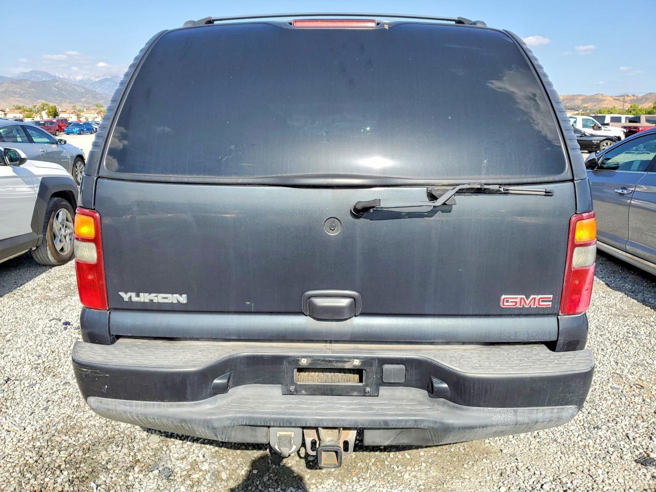2003 GMC Yukon Denali - Фото 6