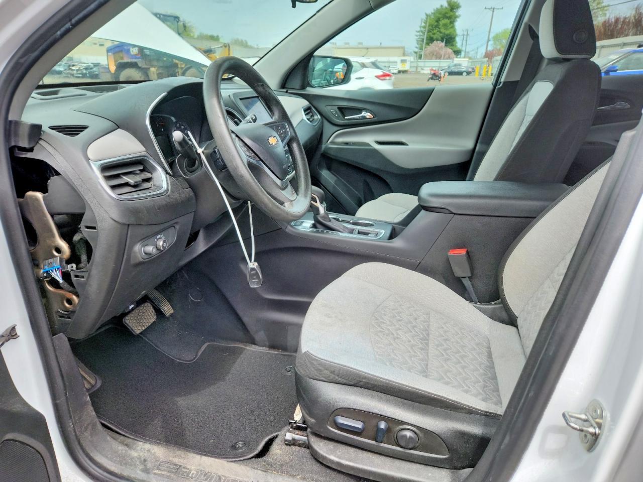 2022 Chevrolet Equinox Ls - Фото 7
