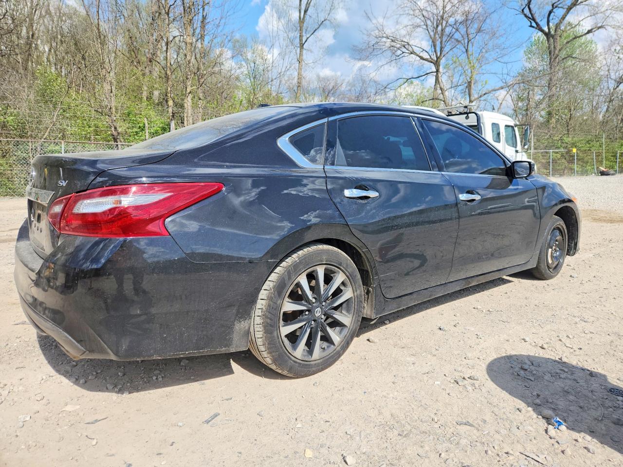 2018 Nissan Altima 2.5 Sv - Image 3