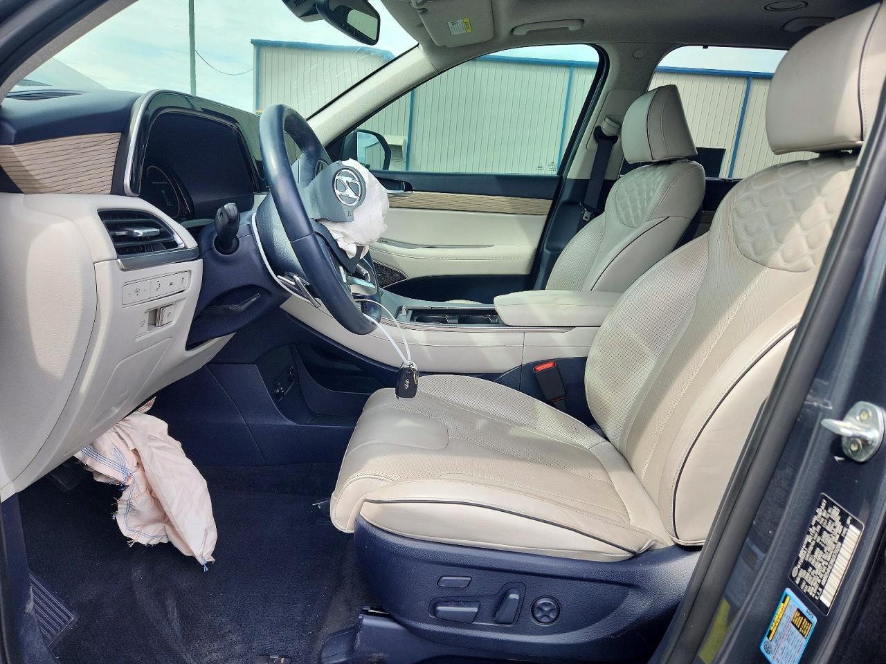 2022 Hyundai Palisade Limited - Image 7