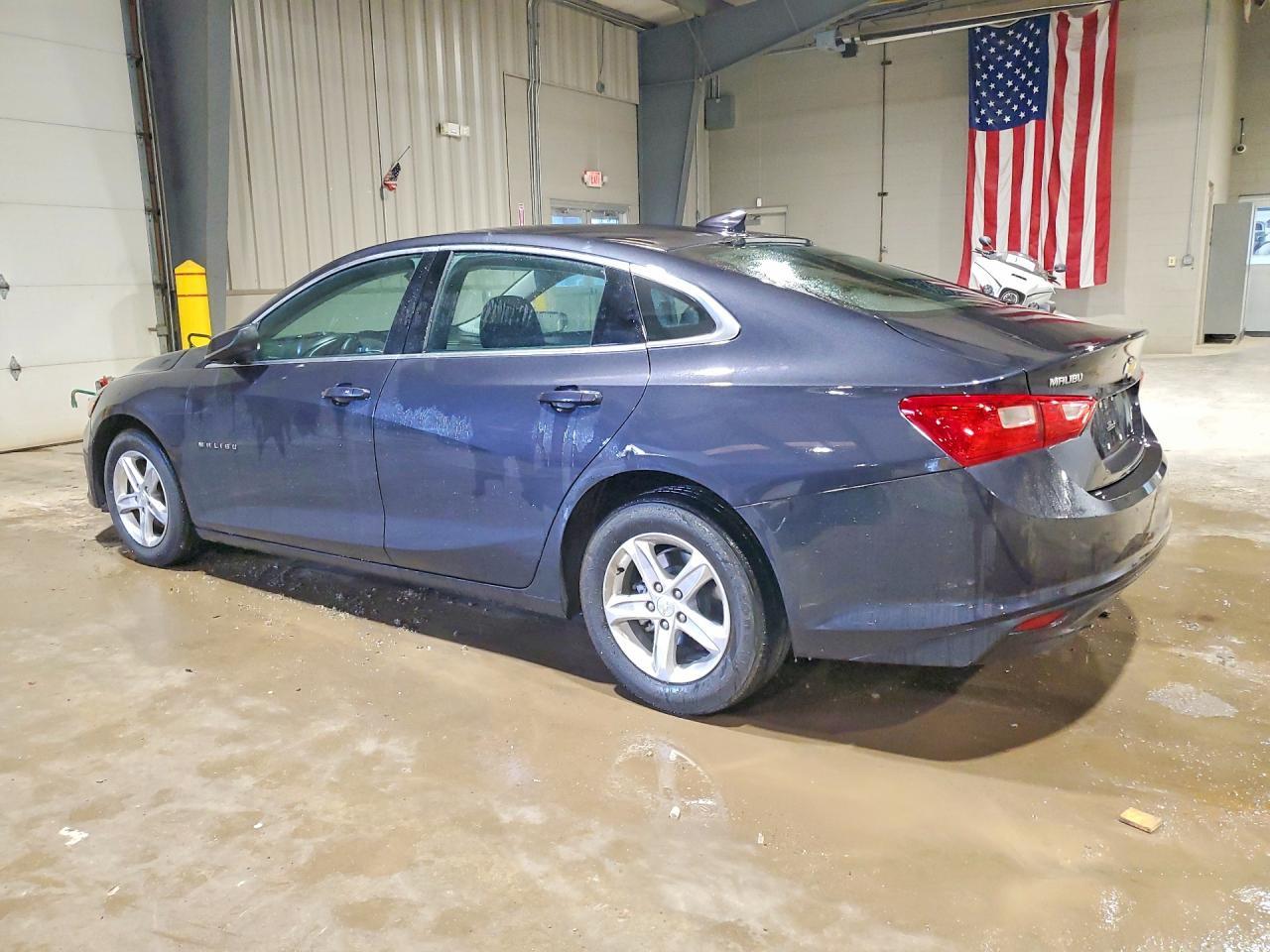2023 Chevrolet Malibu Lt - Image 2