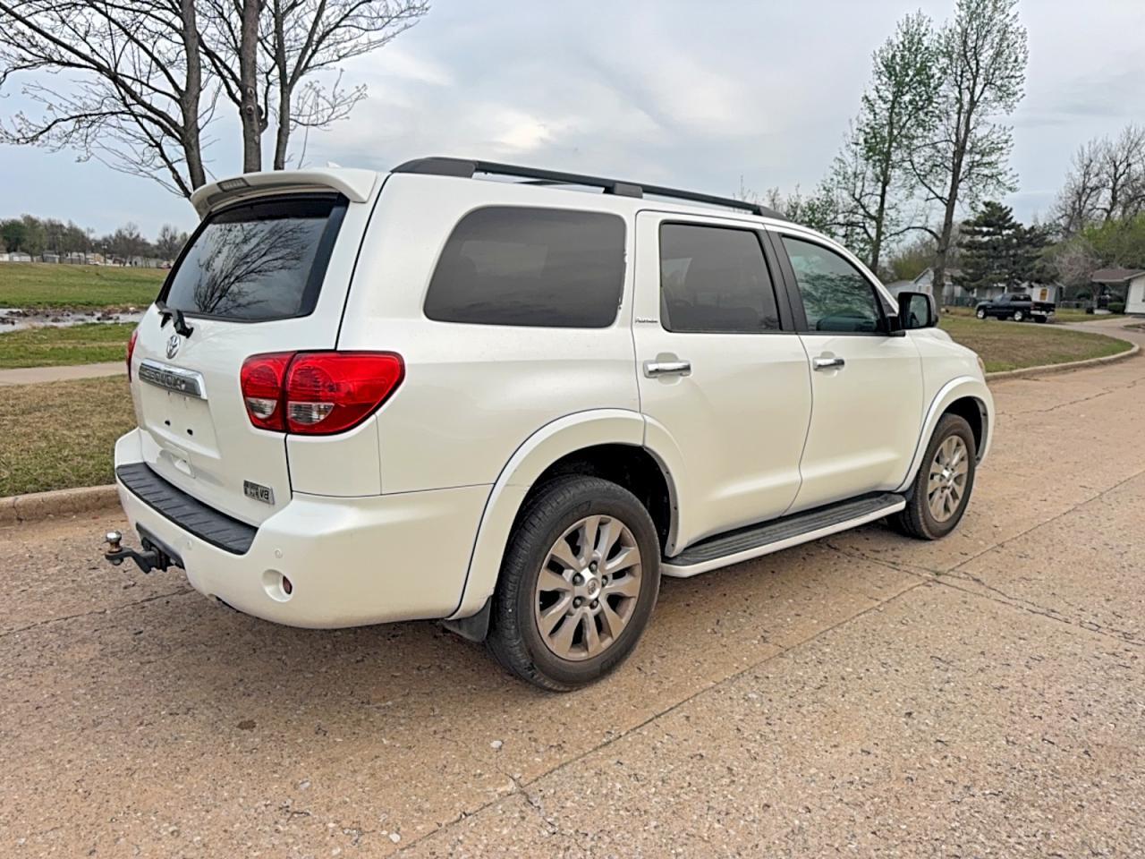2014 Toyota Sequoia Platinum - Фото 4