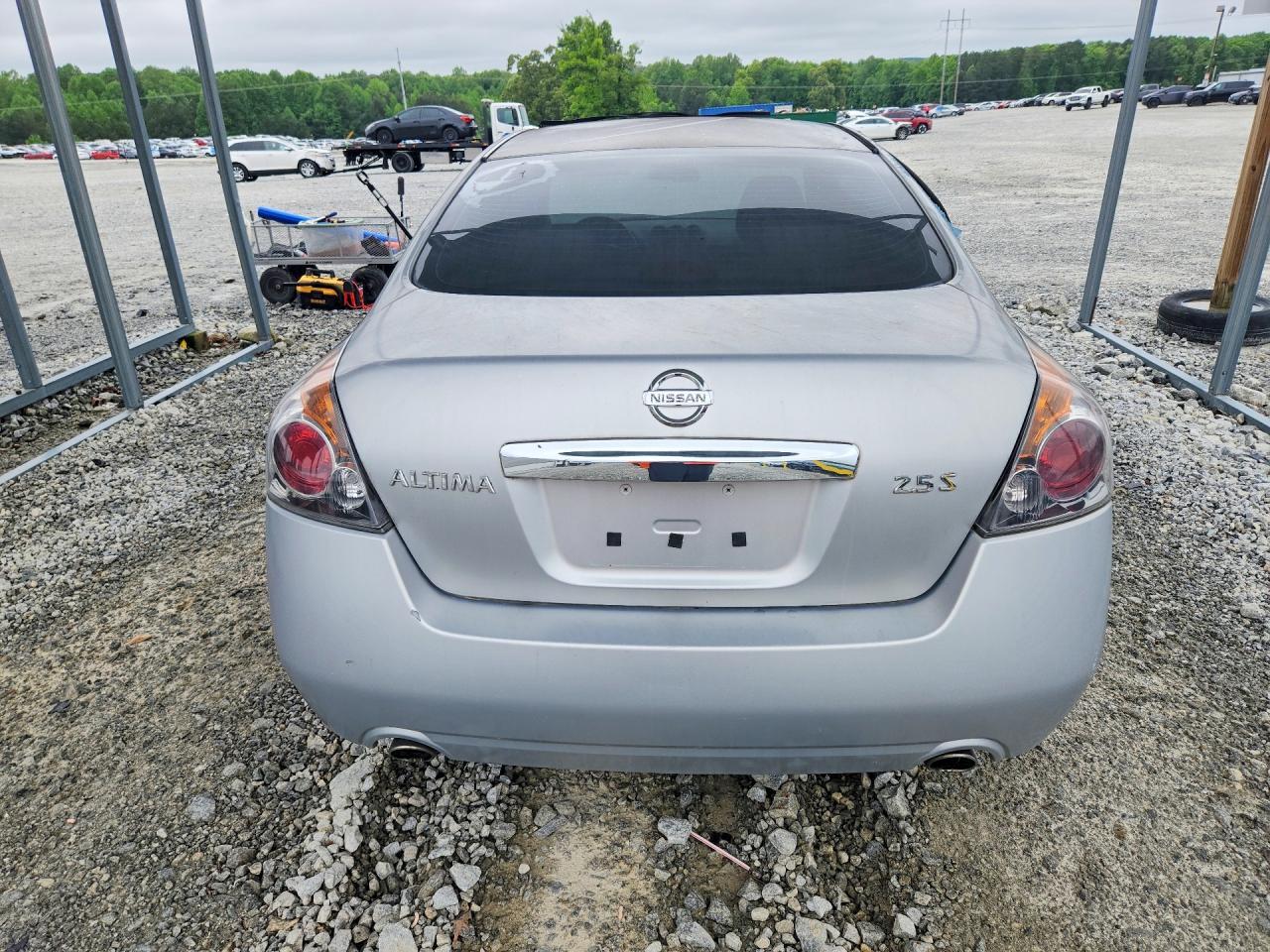 2010 Nissan Altima 2.5 - Фото 6