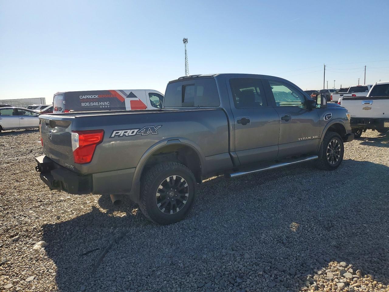 2019 Nissan Titan Xd Pro-4X - Image 3