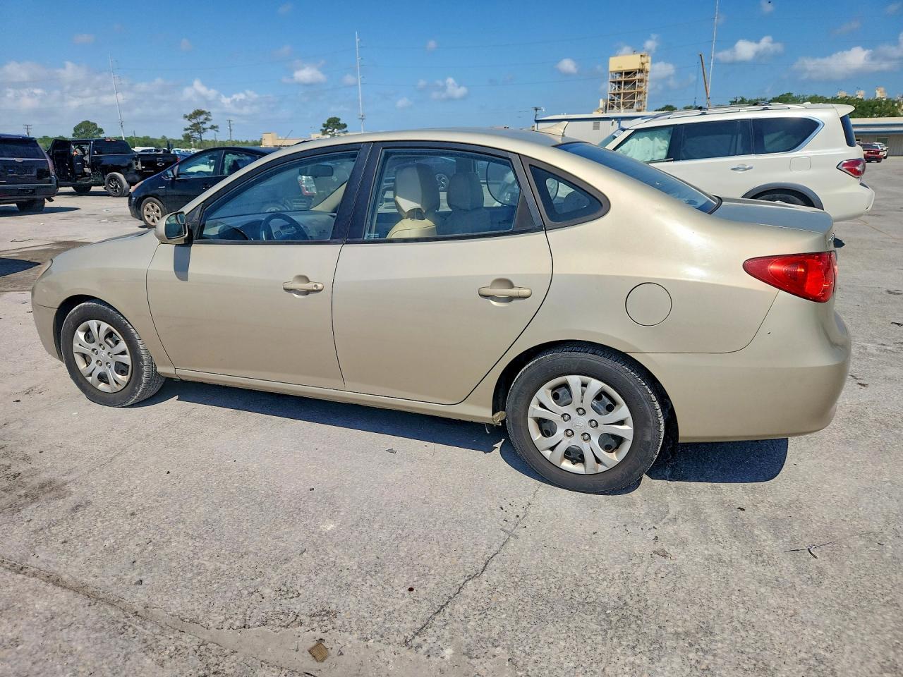 2010 Hyundai Elantra Gls - Image 2