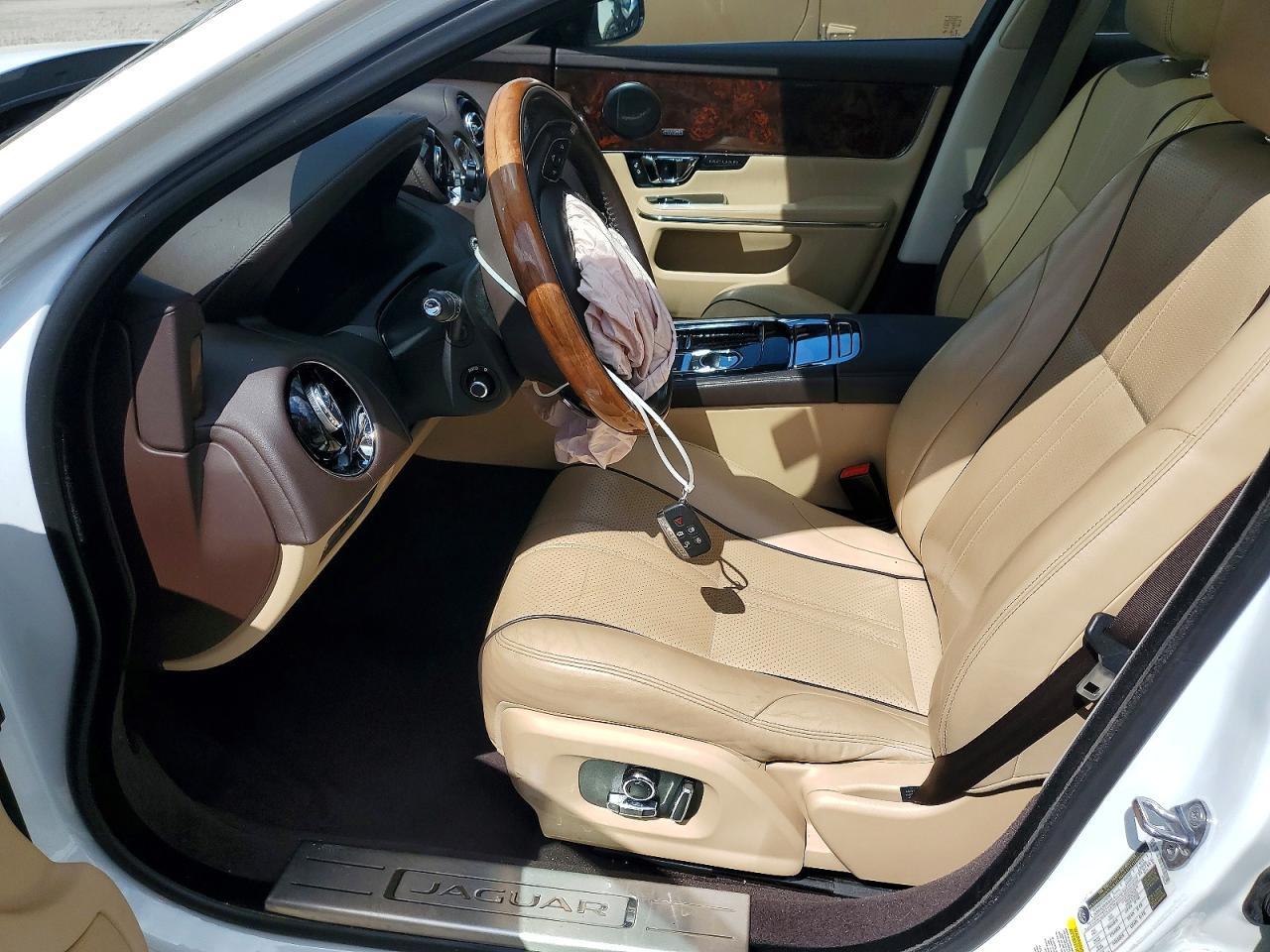 2018 Jaguar Xj R - Sport - Image 7