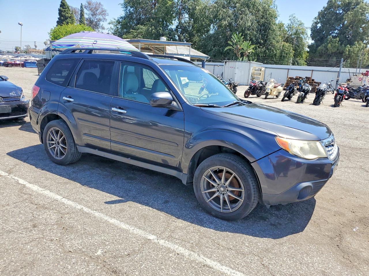 2013 Subaru Forester 2.5X Premium - Image 4