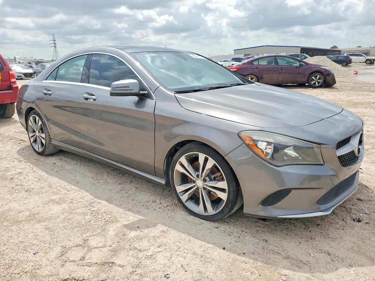 2017 Mercedes-Benz Cla 250 - Фото 4