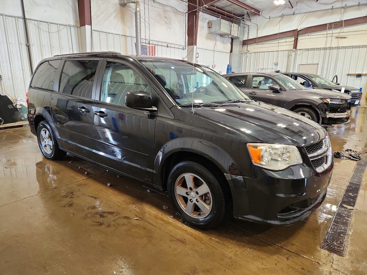 2011 Dodge Grand Caravan Mainstreet - Фото 4
