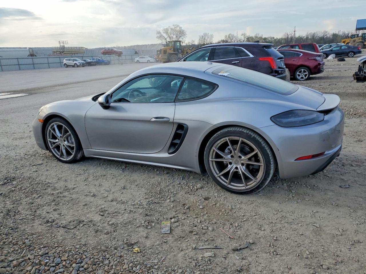 2019 Porsche Cayman Base - Фото 2