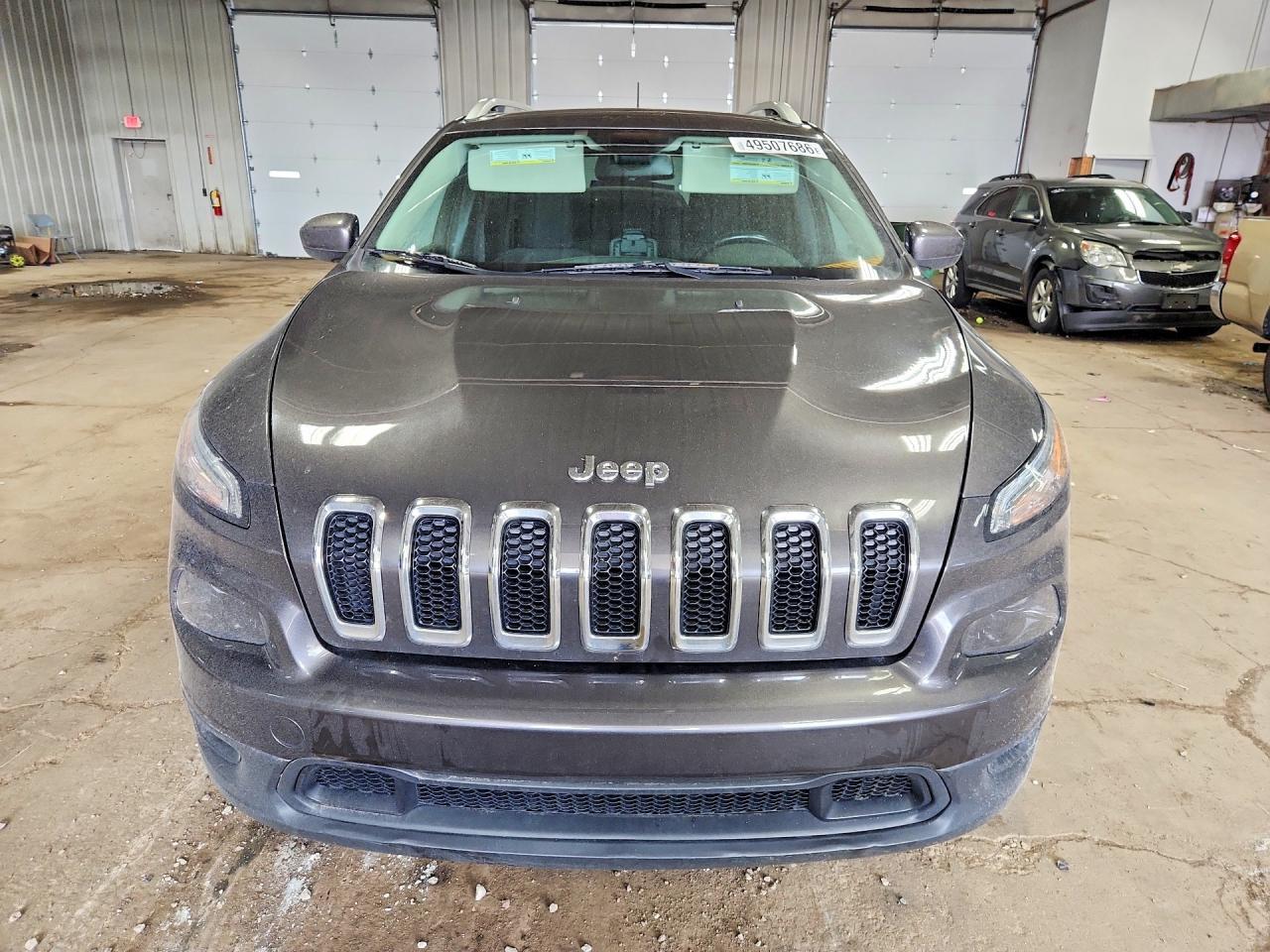 2016 Jeep Cherokee Latitude - Image 5