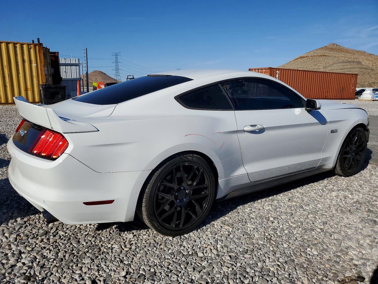 2016 Ford Mustang Gt - Фото 3
