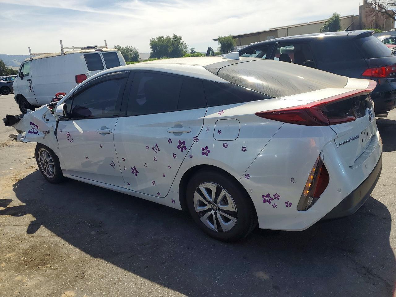 2017 Toyota Prius Prime Advanced - Фото 2