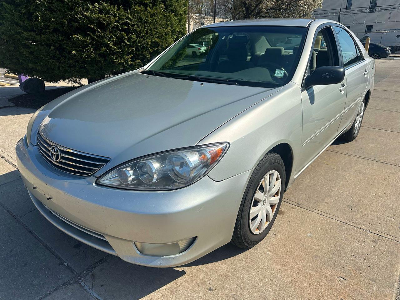 2005 Toyota Camry Standard