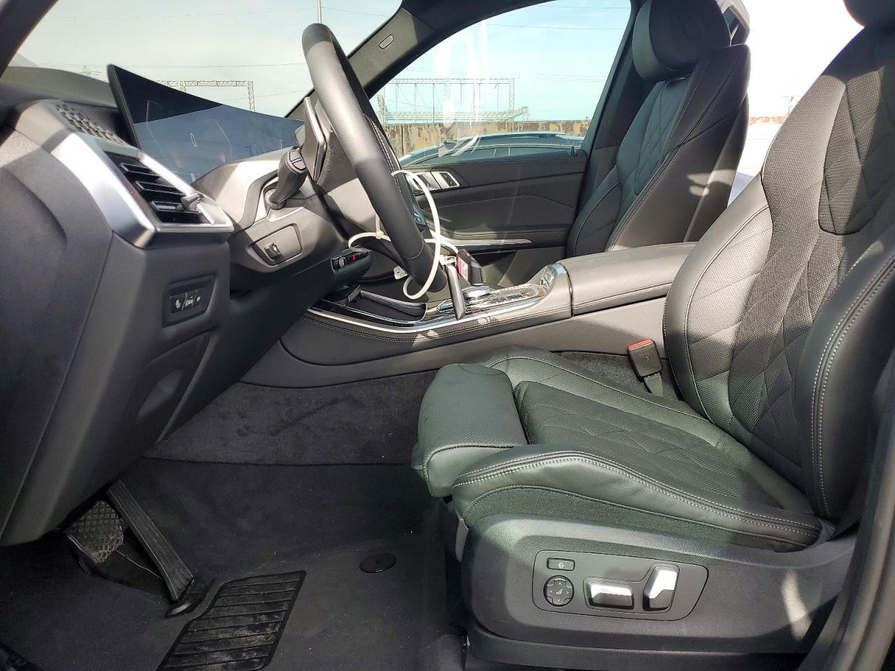 2026 BMW X5 xDrive40I - Image 7