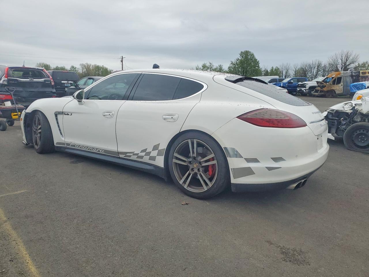 2011 Porsche Panamera Turbo - Фото 2