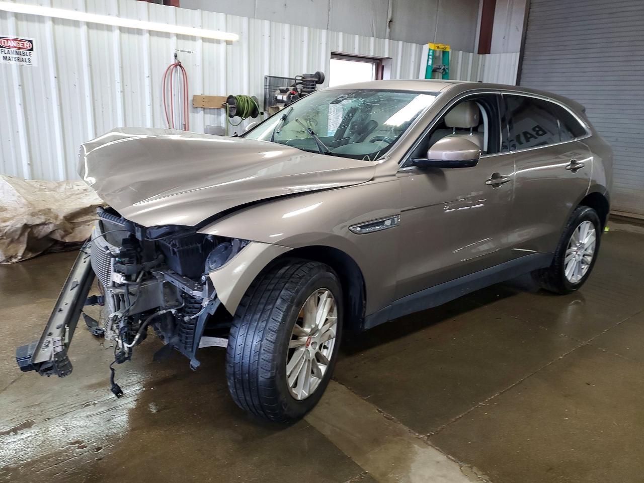 2017 Jaguar F-Pace Prestige