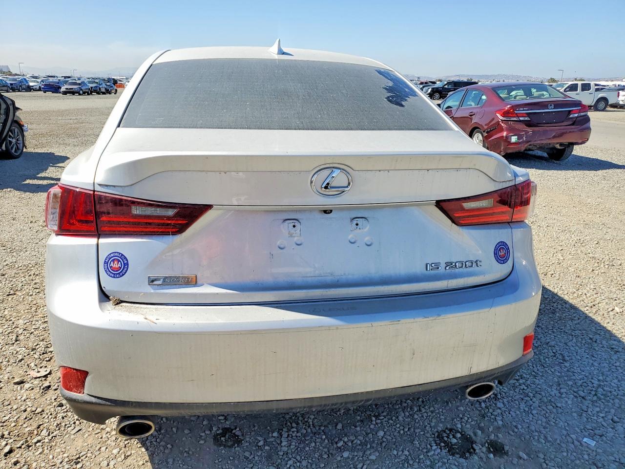2016 Lexus Is 200T - Фото 6