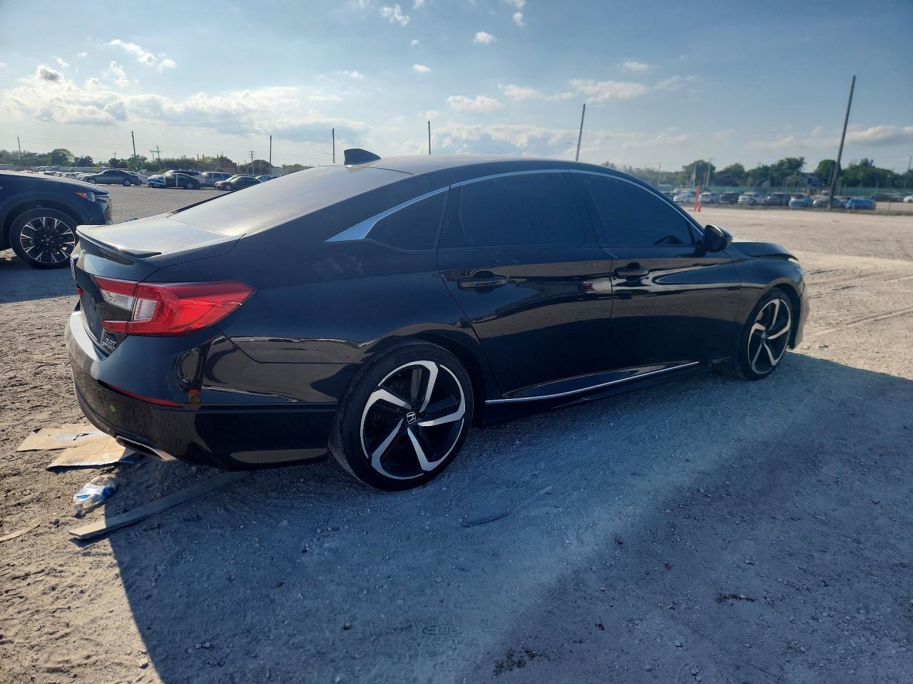 2021 Honda Accord Sport - Фото 3