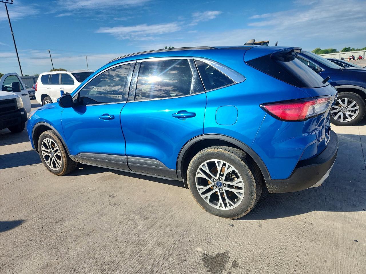 2021 Ford Escape Sel - Фото 2