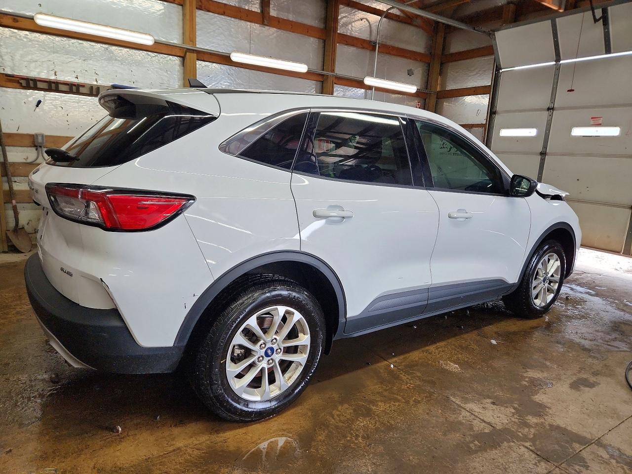 2022 Ford Escape Se - Фото 3