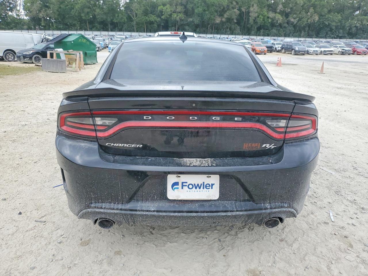 2019 Dodge Charger R - Фото 6