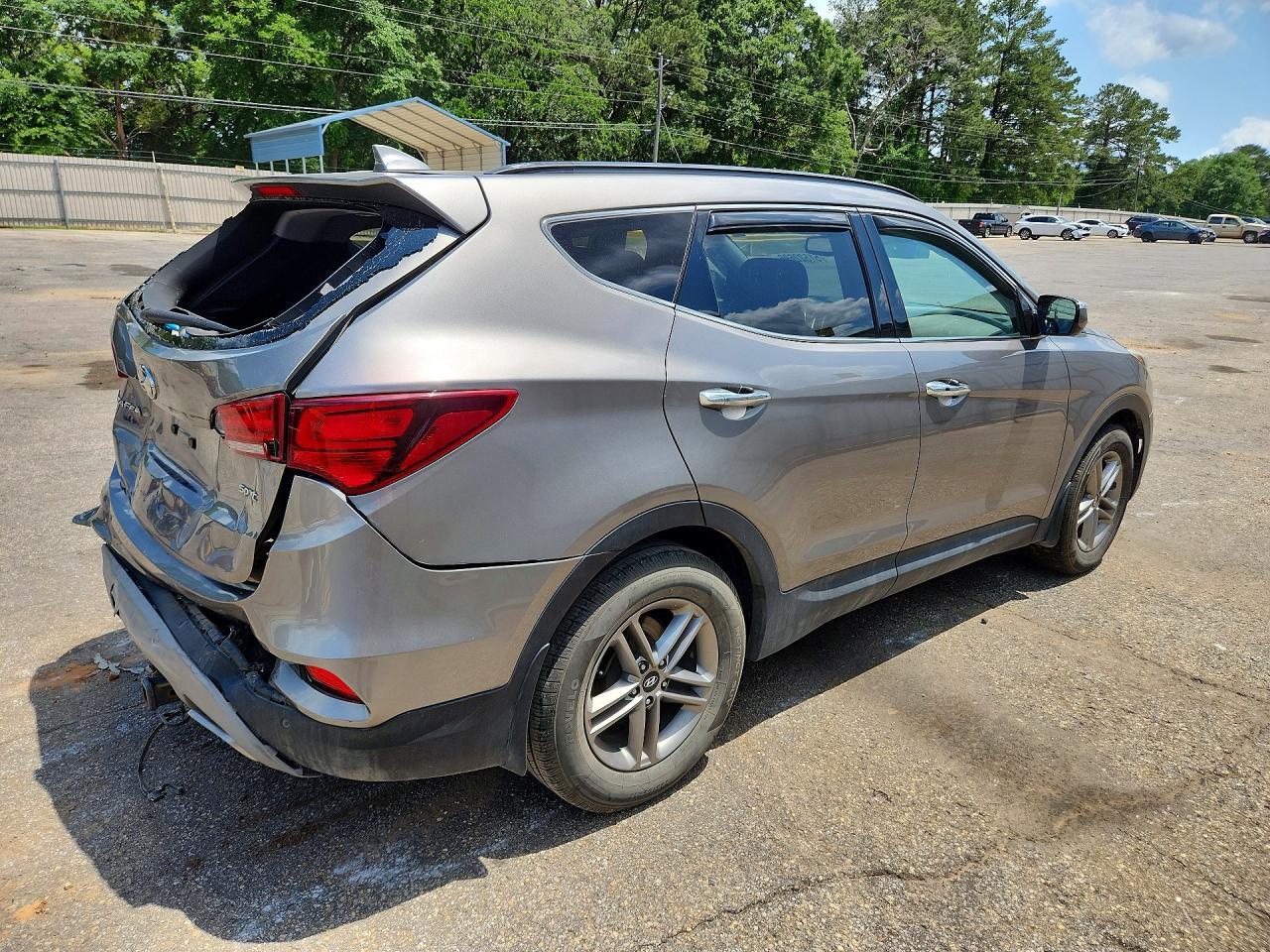 2018 Hyundai Santa Fe Sport 2.4L - Фото 3