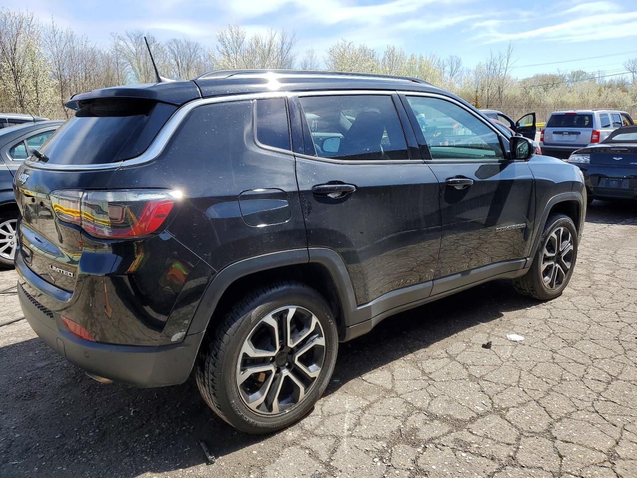 2022 Jeep Compass Limited - Фото 3