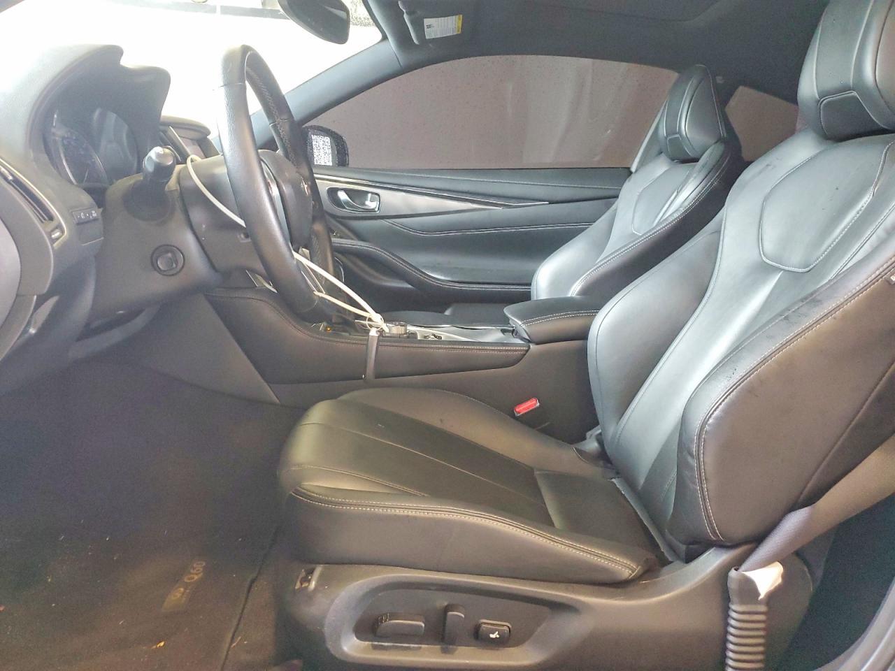 2019 Infiniti Q60 3.0T Luxe - Фото 7