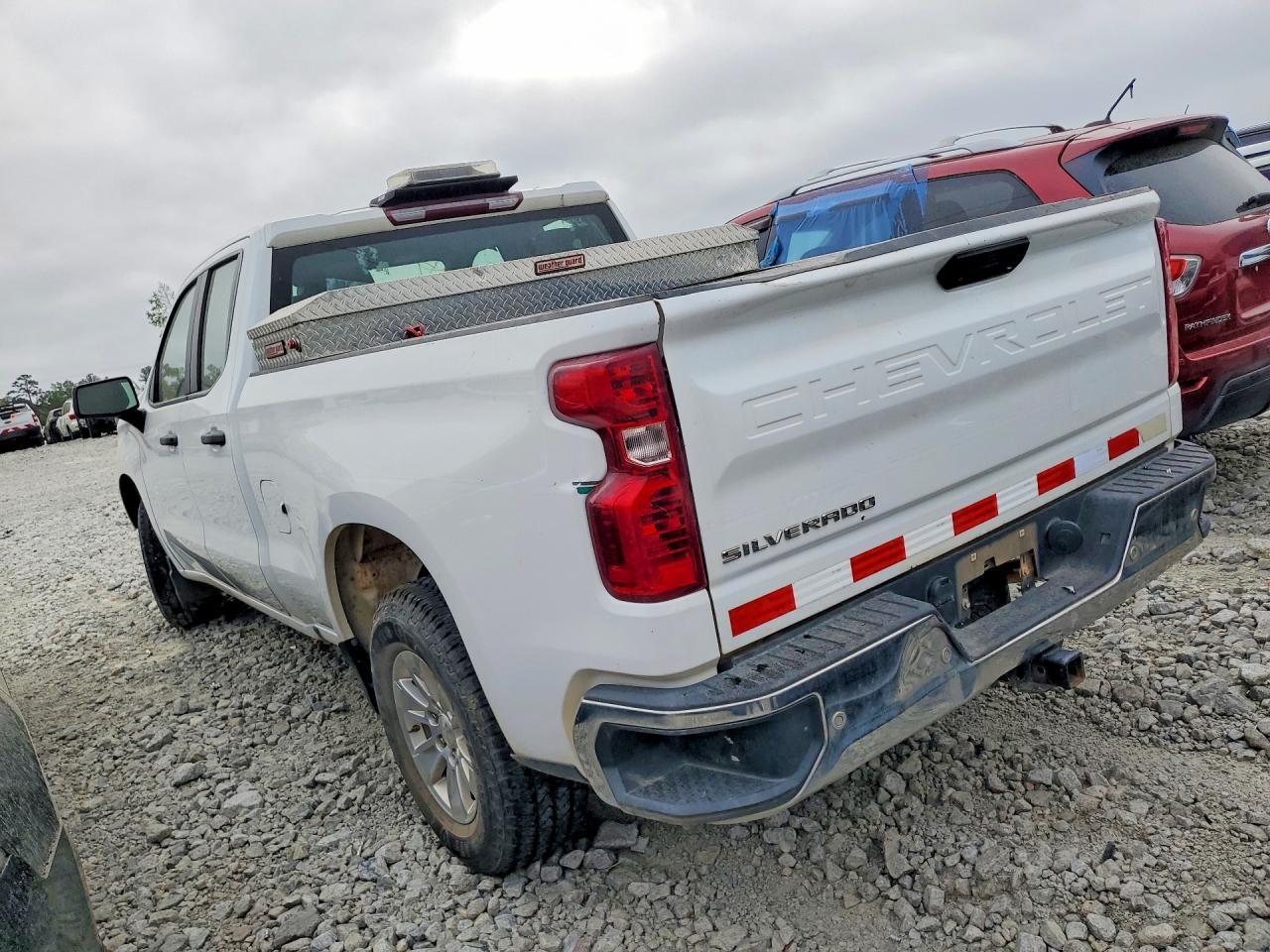 2023 Chevrolet Silverado C1500 - Image 2