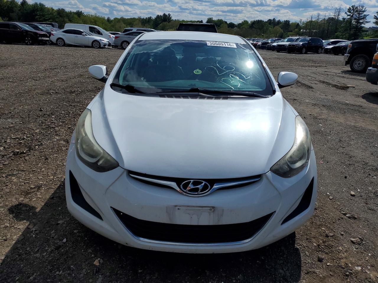 2016 Hyundai Elantra Se - Image 5