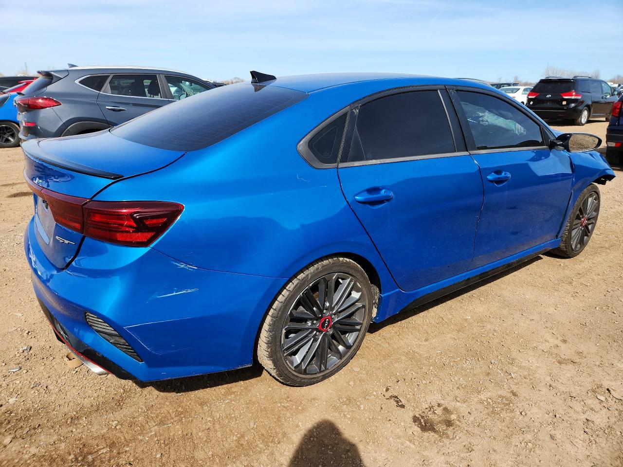 2022 Kia Forte Gt - Фото 3