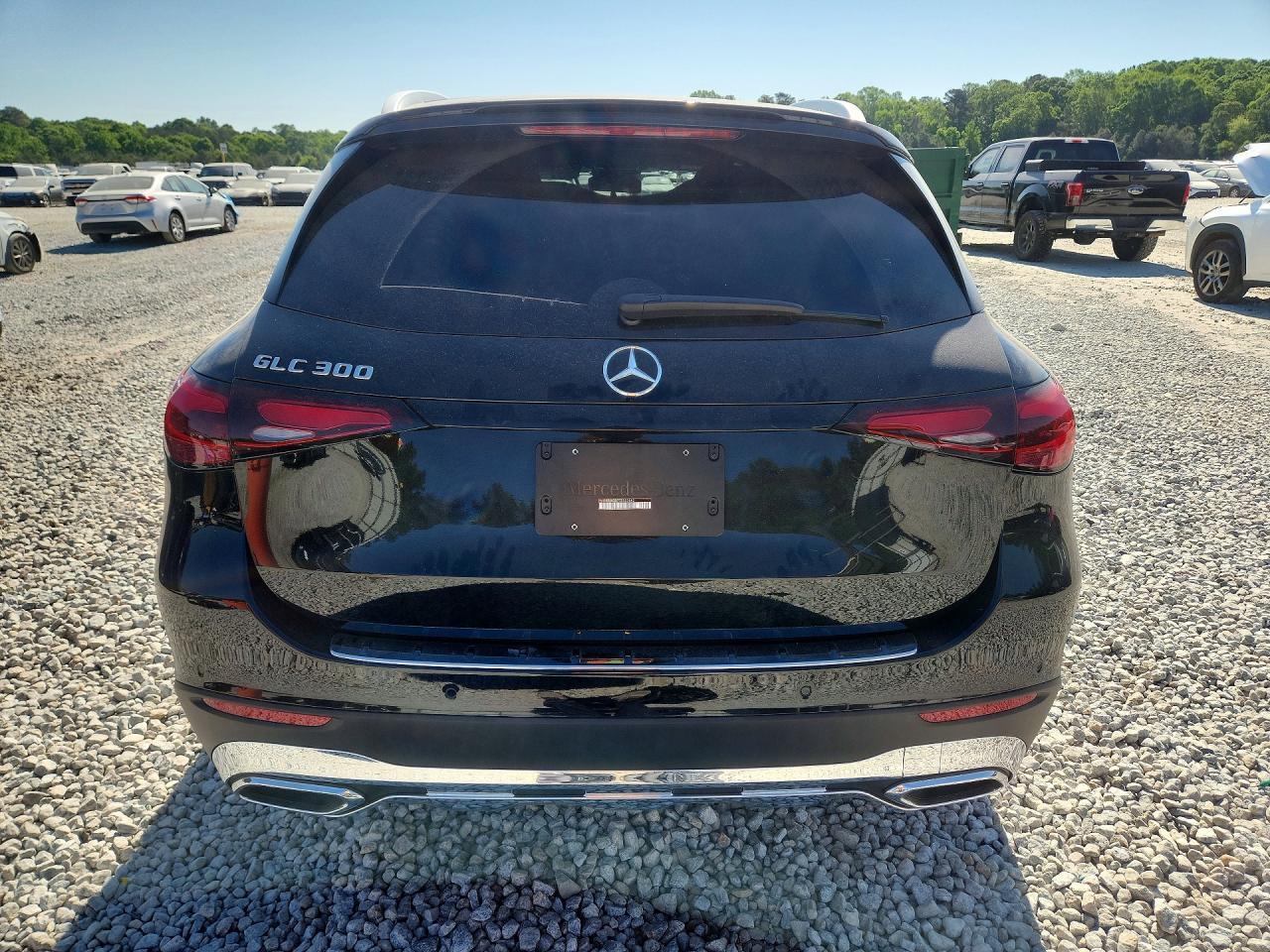 2026 Mercedes-Benz Glc 300 - Image 6