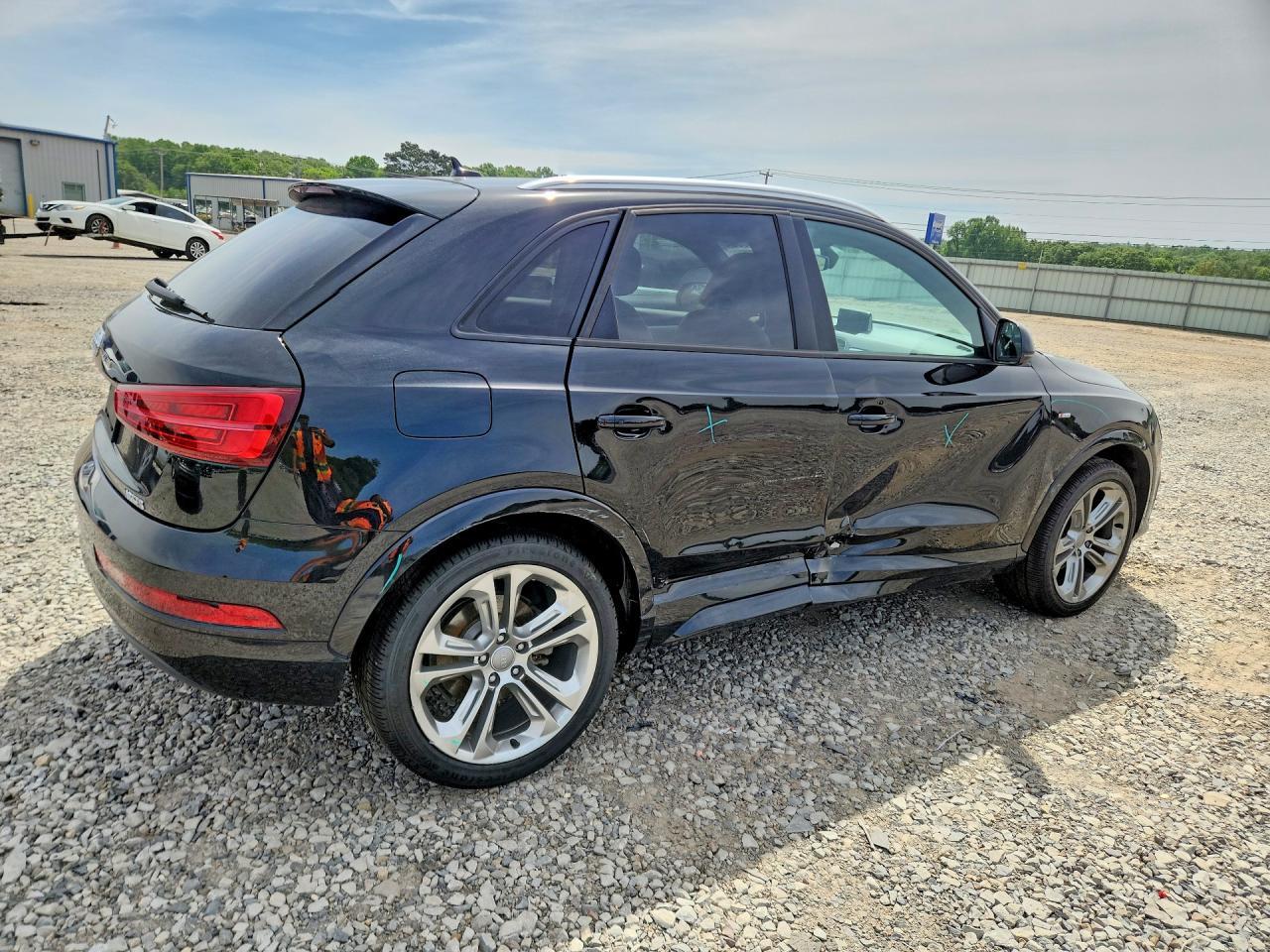 2018 Audi Q3 Premium - Image 3