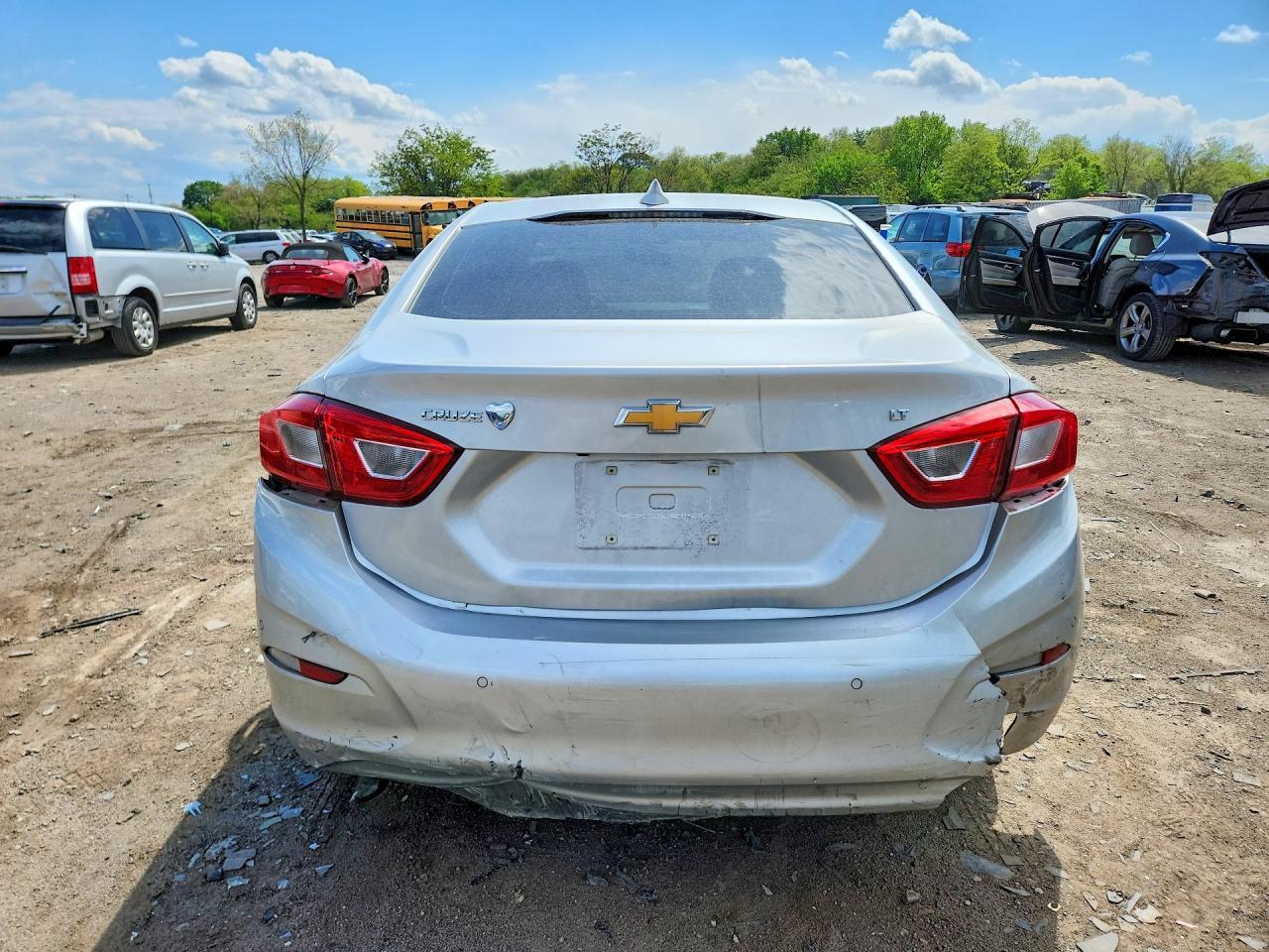 2019 Chevrolet Cruze Lt - Image 6