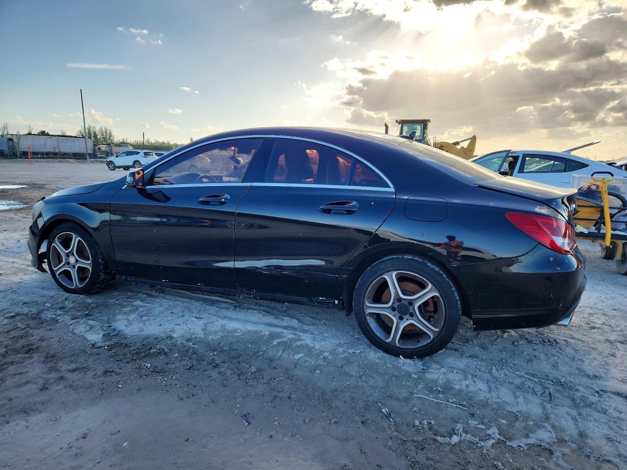 2014 Mercedes-Benz Cla 250 - Фото 2