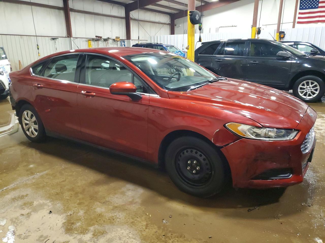 2014 Ford Fusion S - Фото 4