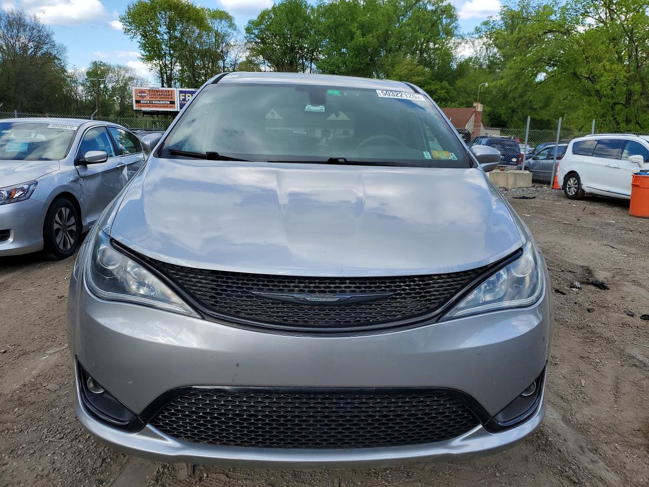 2019 Chrysler Pacifica Touring Plus - Фото 5
