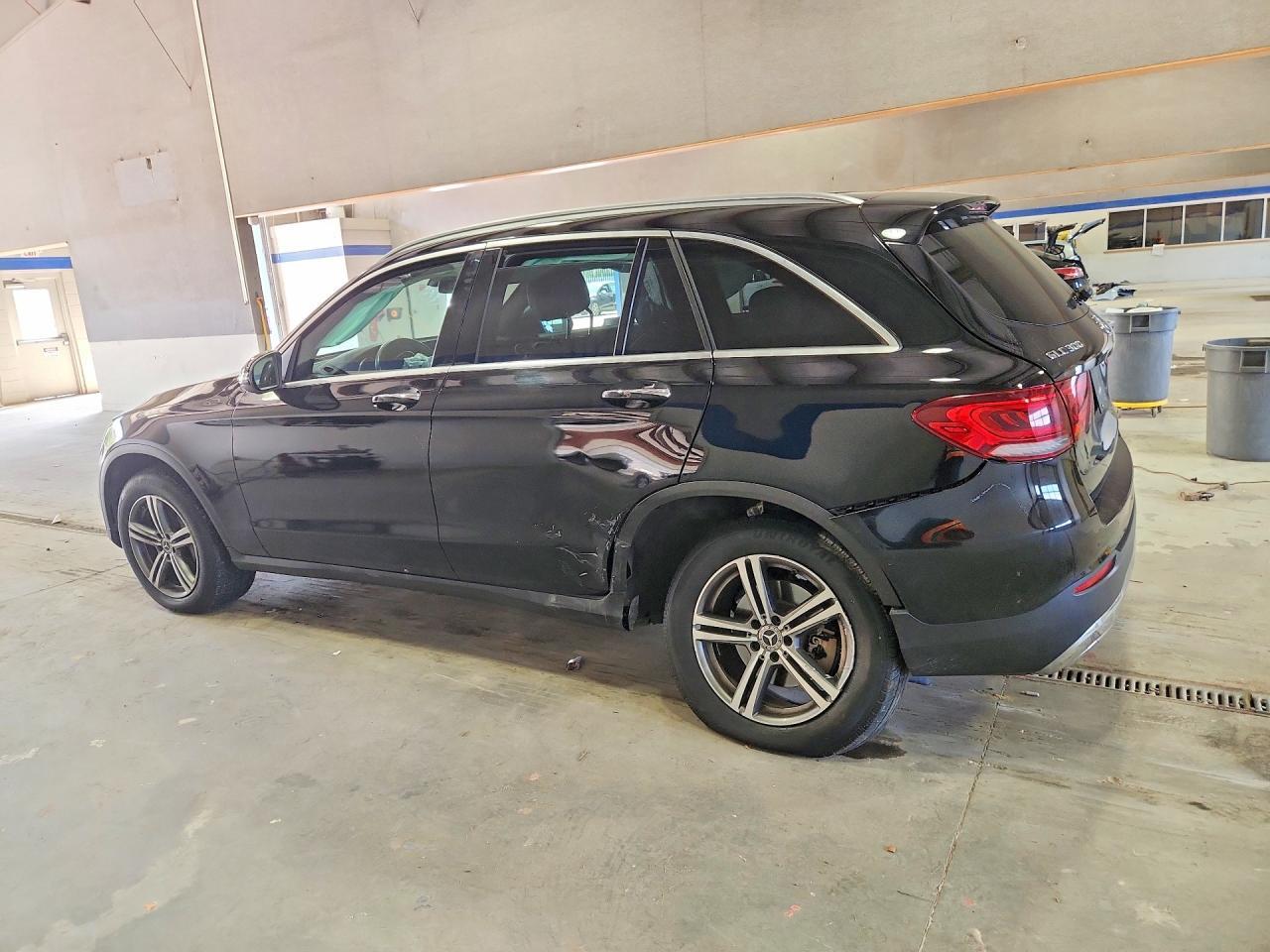 2020 Mercedes-Benz Glc 300 - Фото 2