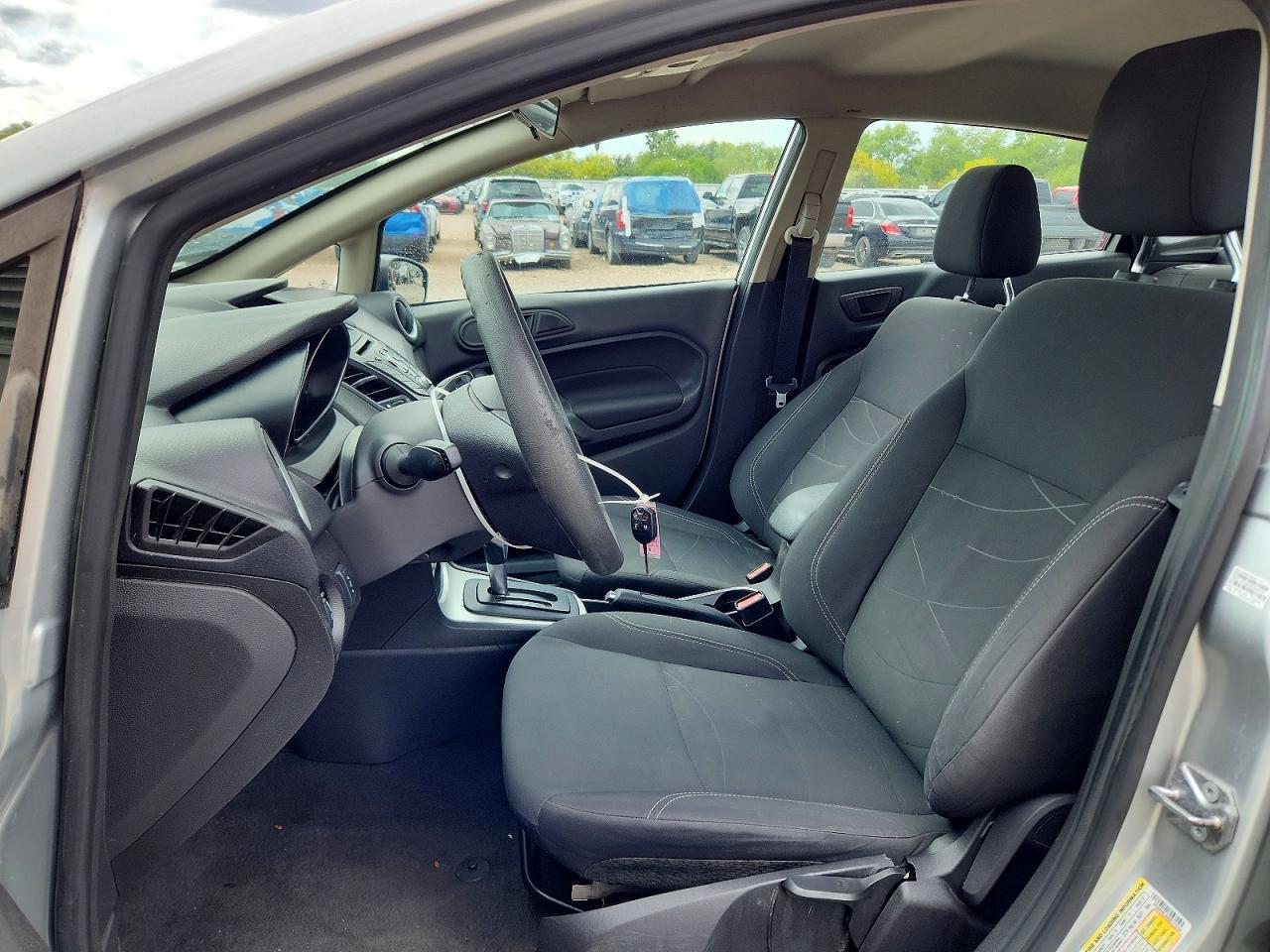 2017 Ford Fiesta Se - Image 7