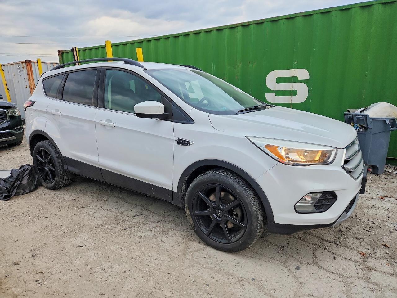 2018 Ford Escape Se - Фото 4