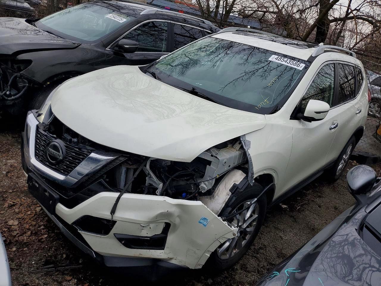 2019 Nissan Rogue S - Фото 2