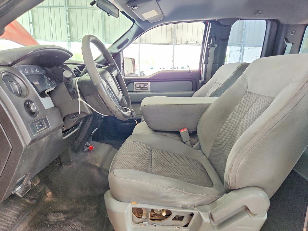 2012 Ford F150 Super Cab - Фото 7