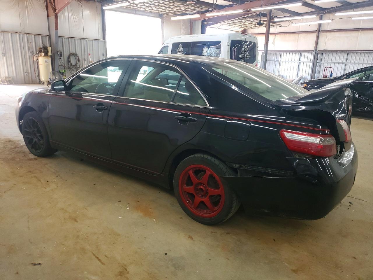 2007 Toyota Camry Ce - Фото 2