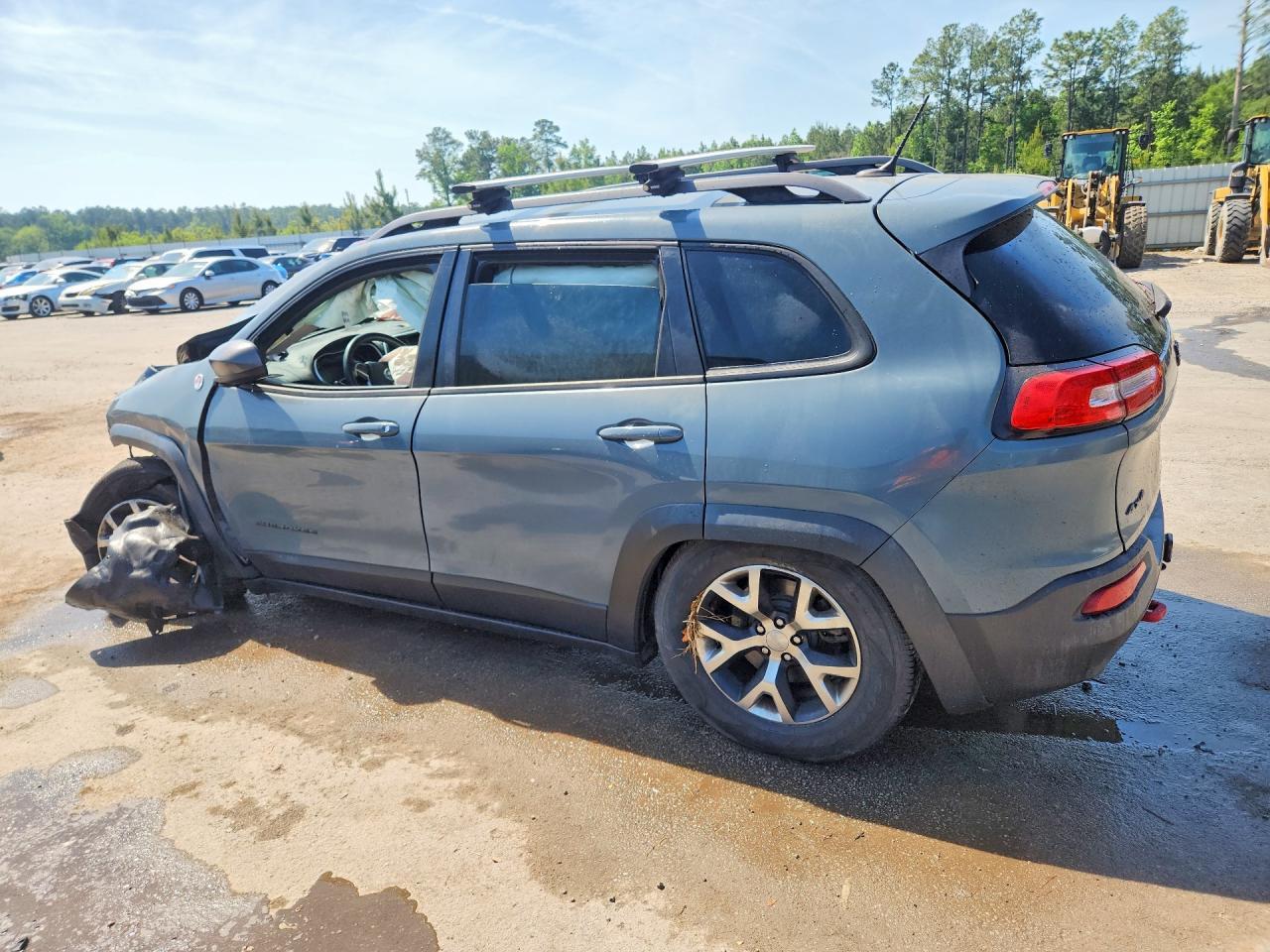 2014 Jeep Cherokee Trailhawk - Image 2