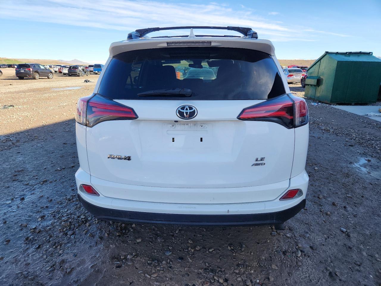 2017 Toyota Rav4 Le - Image 6